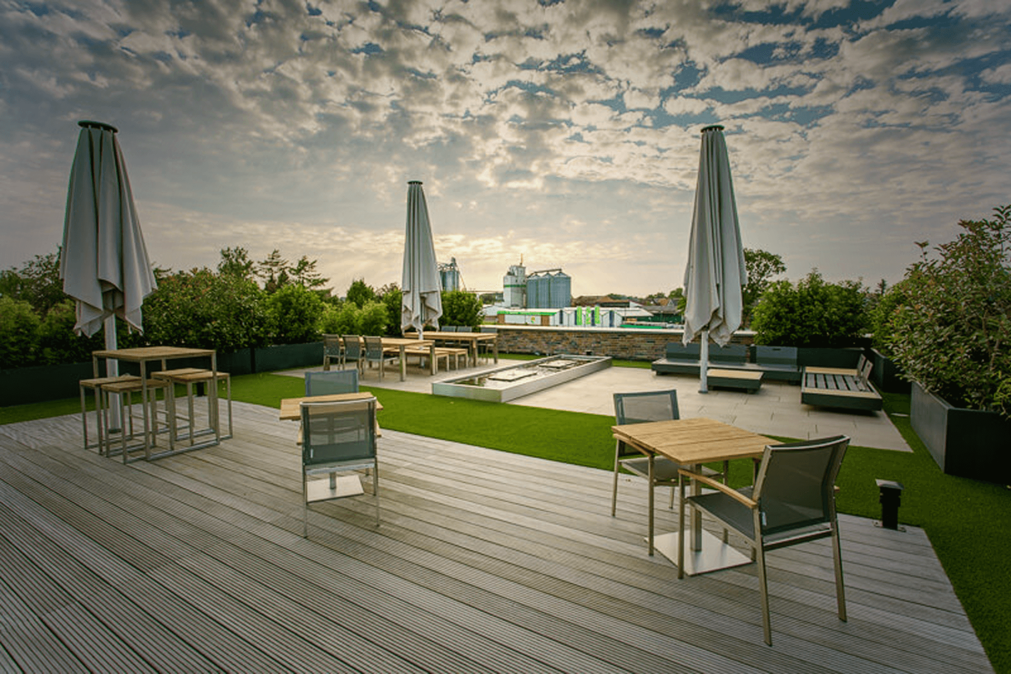 Photo of the roof terrace on the company building of d.velop Life Sciences