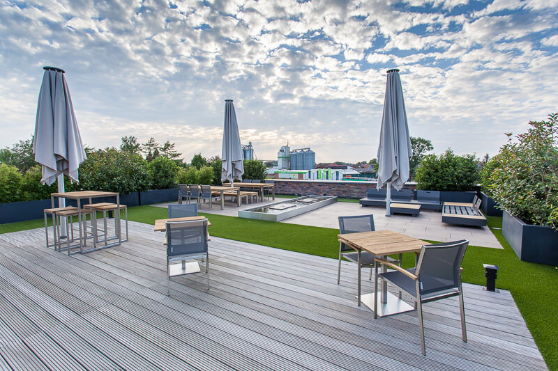 Photo of the roof terrace on the company building of d.velop Life Sciences